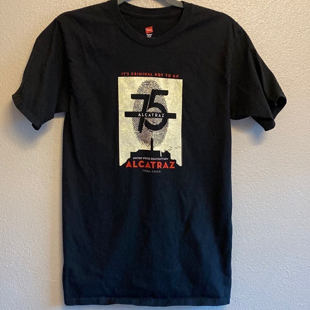 Alcatraz tshirt- Size unisex small